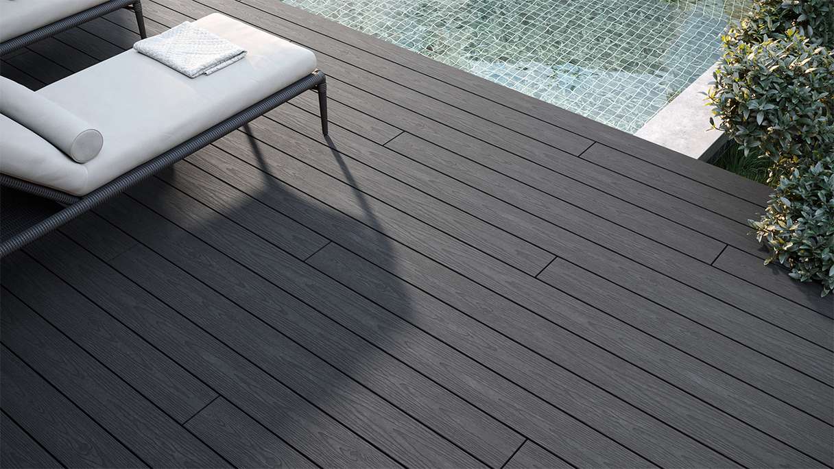 planeo CoEXWood Lame de terrasse WPC massif enrobé - gris anthracite/gris brun 3m structuré