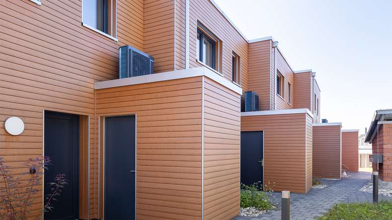 planeo Fassado - WPC Rhombusleiste Fassadenverkleidung Prime Bernsteinbraun