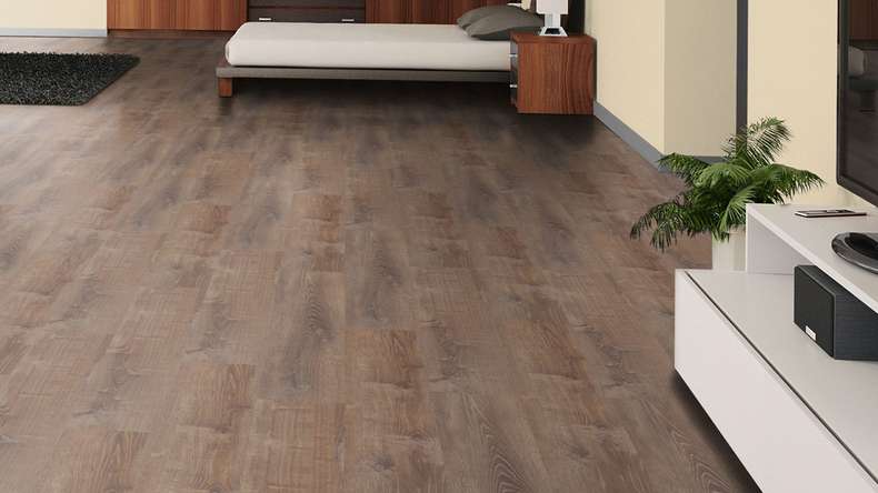 Skaben Sol PVC clipsable - ProfiKlick Chêne fumé naturel | gaufrage synchrone (SP-6200196)