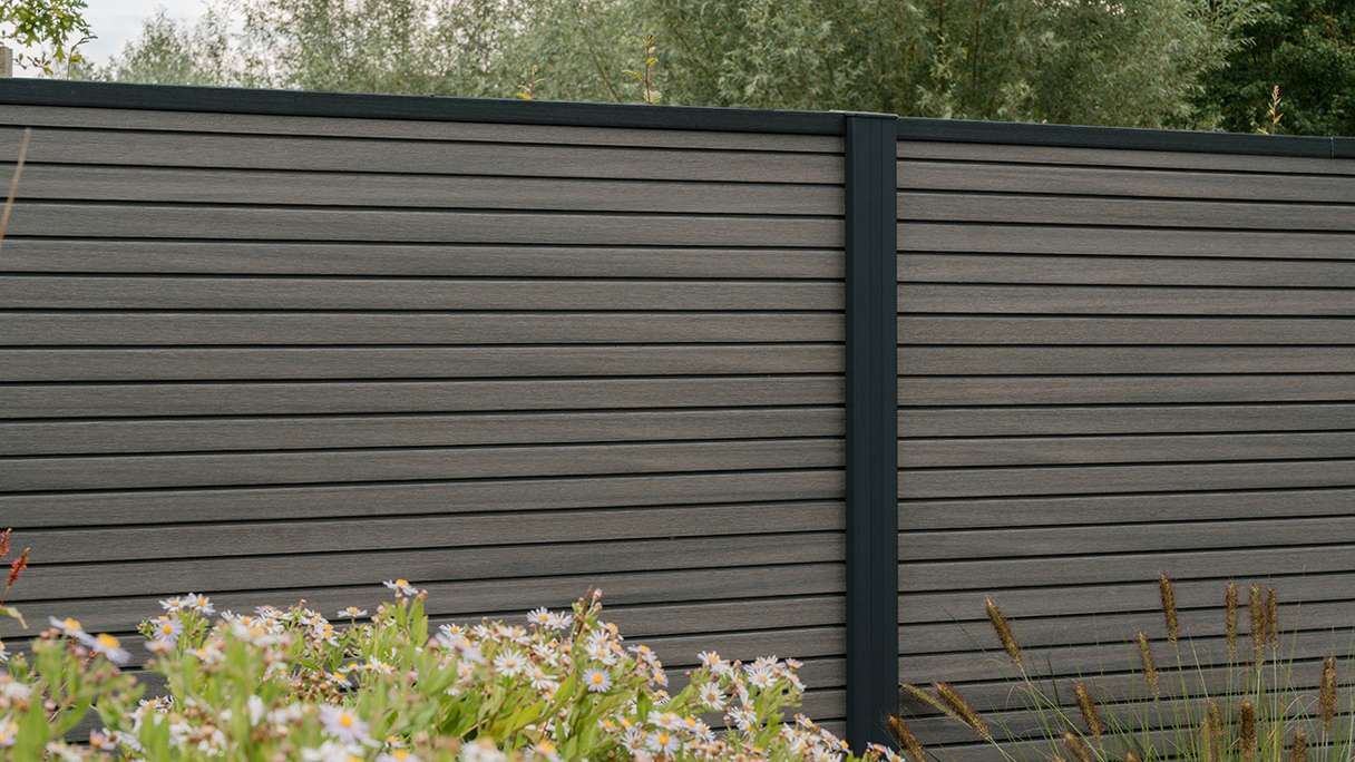 planeo LINEA - WPC CoEx Rhombus Steckzaun Dunkelgrau 176 x 183 cm