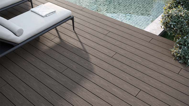 planeo CoEXWood WPC Terrassendiele Massiv ummantelt - Anthrazitgrau/Graubraun 4.2m strukturiert