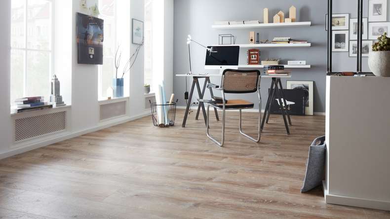 Skaben Sol PVC clipsable - ProfiKlick Chêne fumé doré | gaufrage synchrone (SP-6200194)