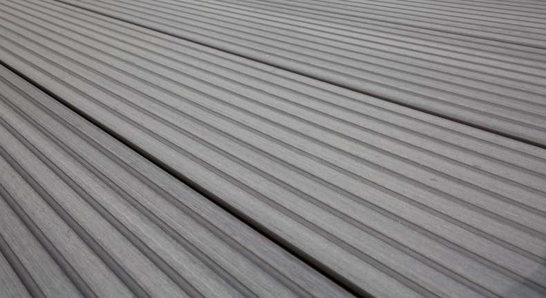Ensemble complet TitanWood 4m de planche à âme creuse structure rainurée gris clair 8,8m² incl. aluminium-UK