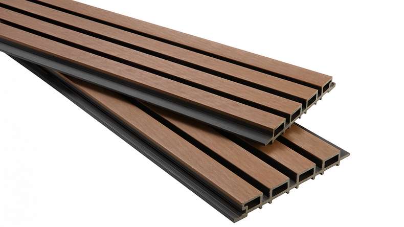 planeo NOVA - Listello romboidale in WPC CoEx per rivestimento di facciate, finitura teak, 2,90 m
