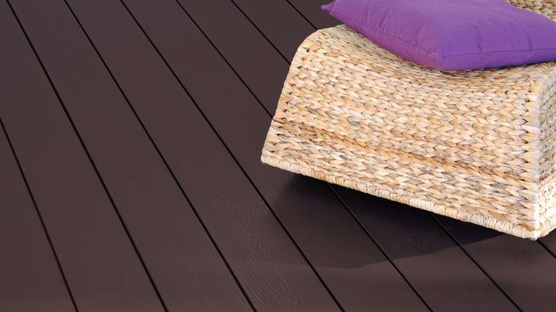 planeo WPC - pannello per decking solido marrone cioccolato in rilievo/scanalato - da 1m a 6m