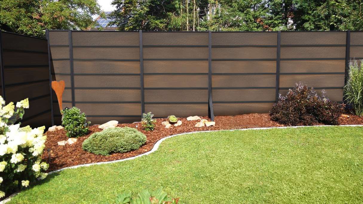 planeo Gardence Deluxe - BPC-Gartenzaun Walnuss co-ex