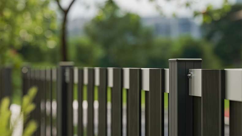 planeo Gardence Premade - BPC recinzione da giardino anteriore antracite con traversa EV1 argento 180 x 90 cm