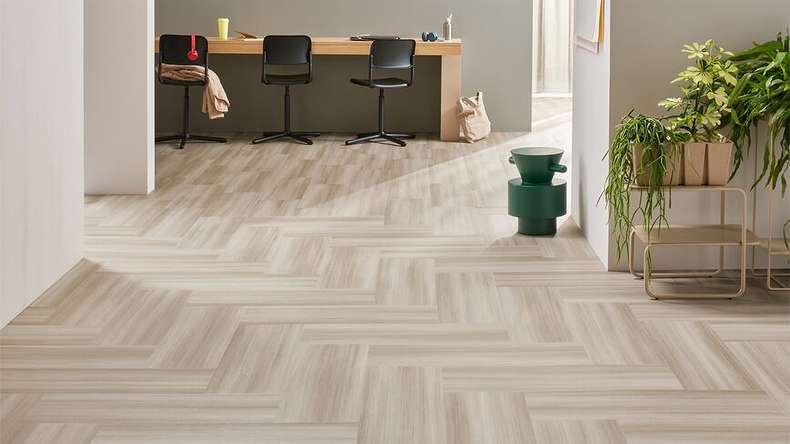 Vinile adesivo Forbo Allura Wood 70 - Spago a conchiglia 750 x 250 mm (63659DR7)