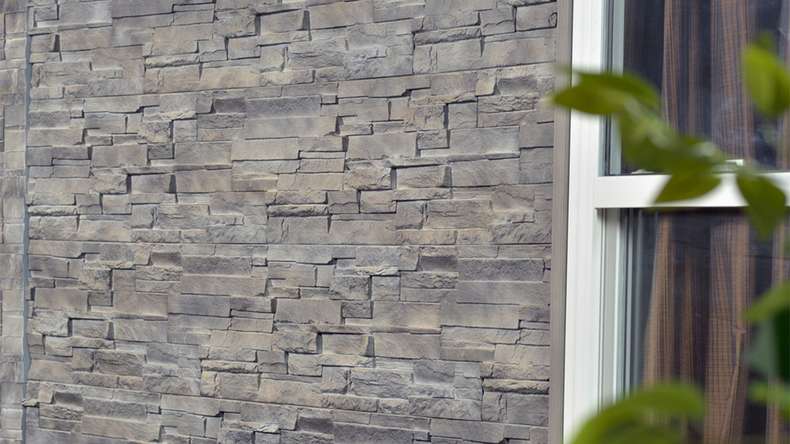 panneau de façade planeo aspect pierre - NoviStone Silex Flint 1054 x 334 mm