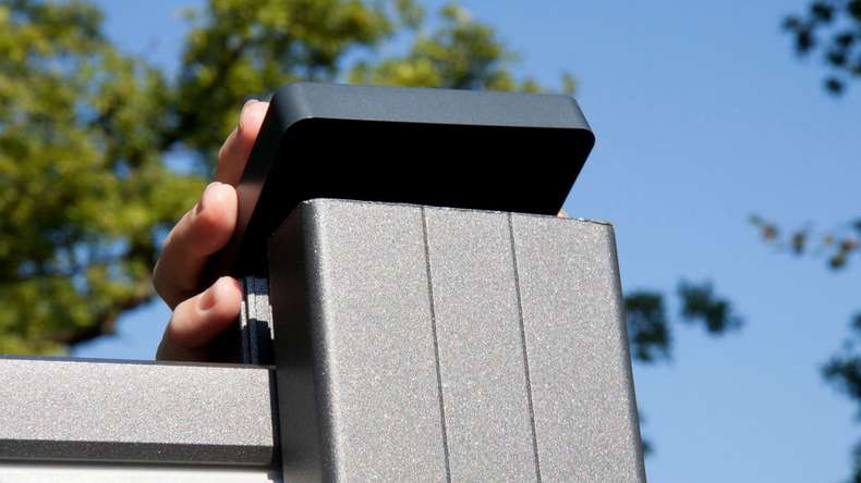 planeo Alumino post cap cap gris argent 9x9cm
