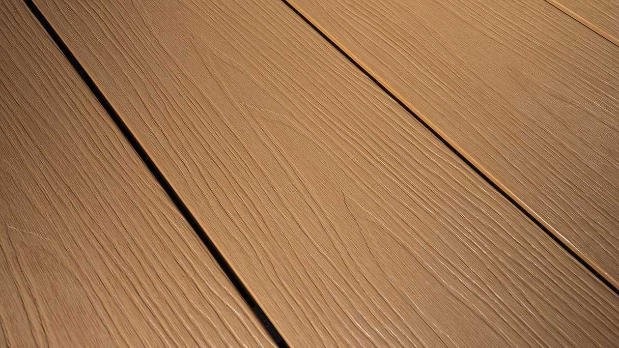 planeo MAXLine Nature - WPC CoEx lame de terrasse XL gainée chambre creuse - sable 3m structuré/lisse brossé