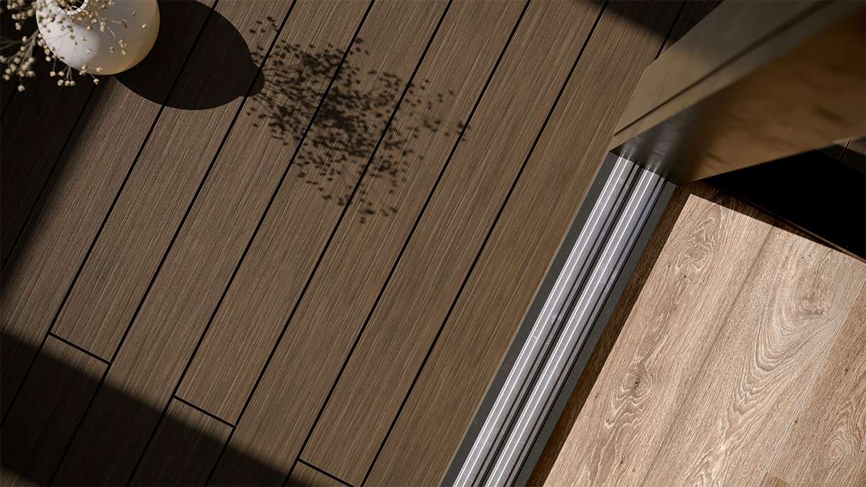 planeo AntikWood terrasse en WPC kit complet planche massive - brun vieilli