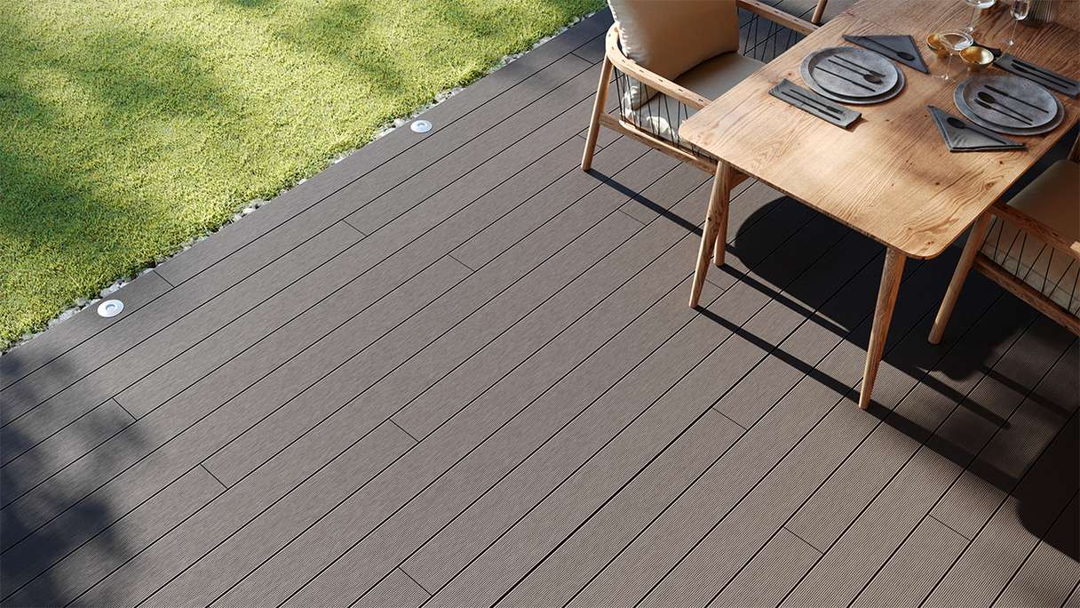 planeo LightWood WPC tavola cava - Grigio chiaro 4.2 m scanalato/scanalato