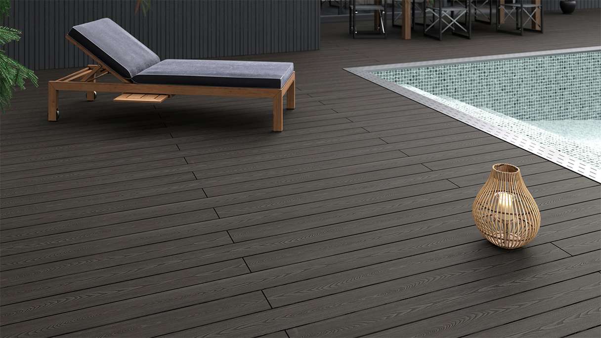 planeo SolidWood WPC Lame de terrasse massive - gris foncé 4.8m français/structuré