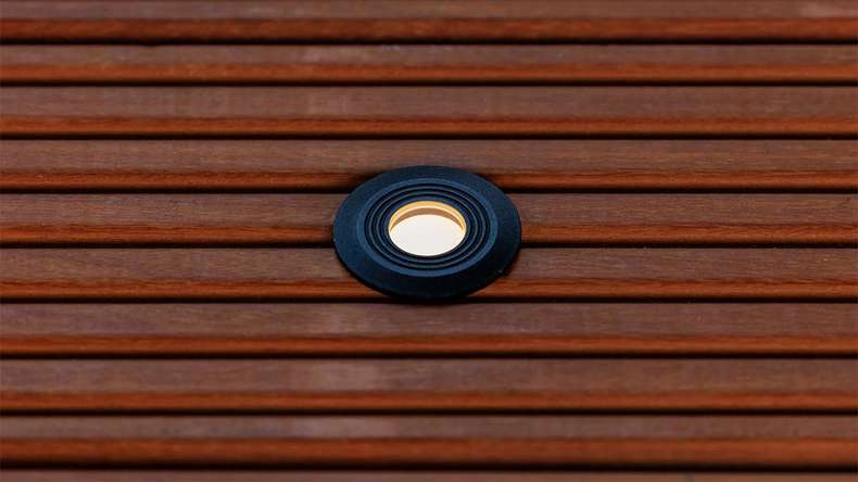 planeo Éclairage de terrasse 12V - Lampe LED encastrée Onyx 30 RA - 0.5W 4Lumen