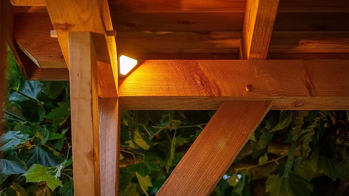 planeo Eclairage de jardin 12V - Applique murale LED Tiga Corner - 3.5W 100 lumens