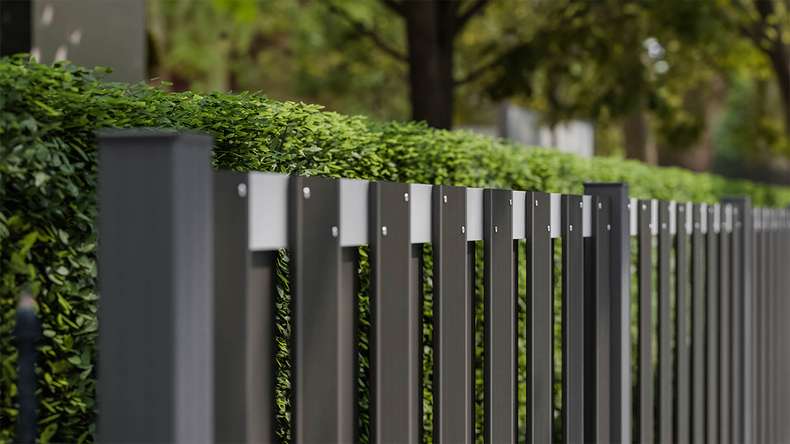 planeo Gardence Premade - BPC recinzione da giardino anteriore antracite con traversa EV1 argento 180 x 90 cm
