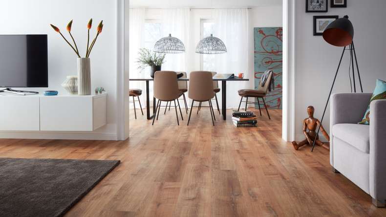 Skaben Sol PVC clipsable - ProfiKlick Chêne doré naturel | gaufrage synchrone (SP-6200192)