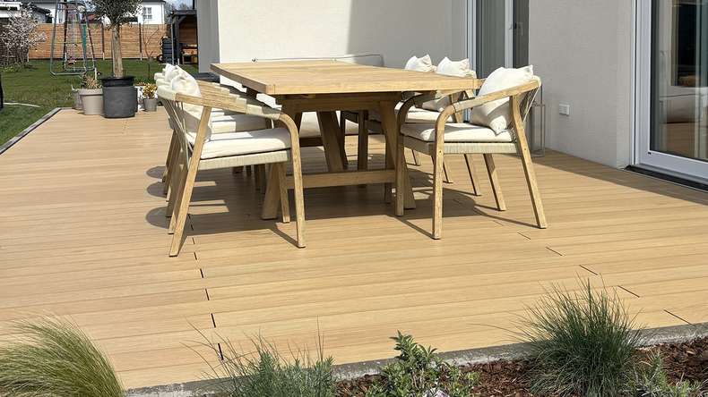 planeo CoEXWood WPC Terrassendiele Massiv ummantelt - Sand/Karamell 4.8m strukturiert