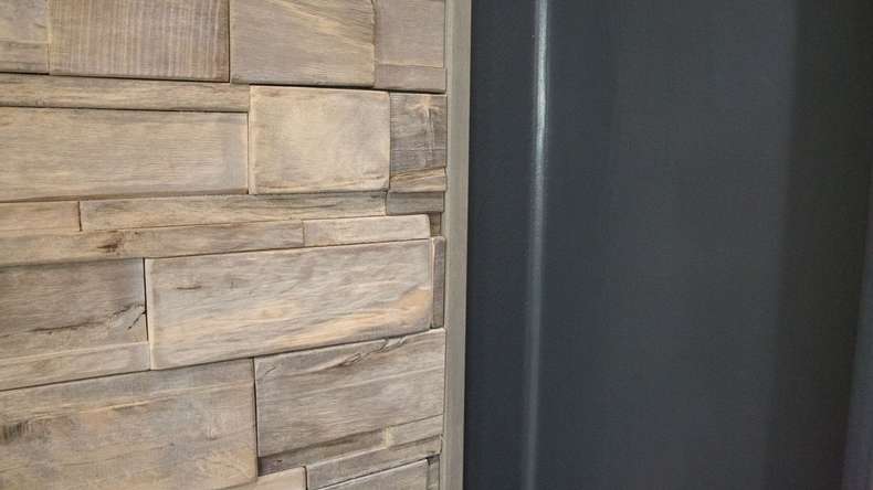 Skaben WoodWall - Legno galleggiante Mare di Molucca
