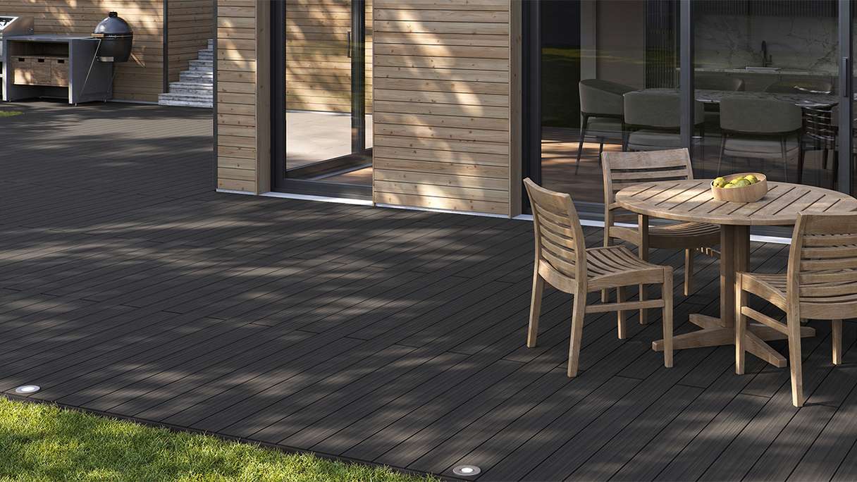 planeo AntikWood Lame de terrasse WPC massif - gris anthracite 3m vieilli à l'ancienne
