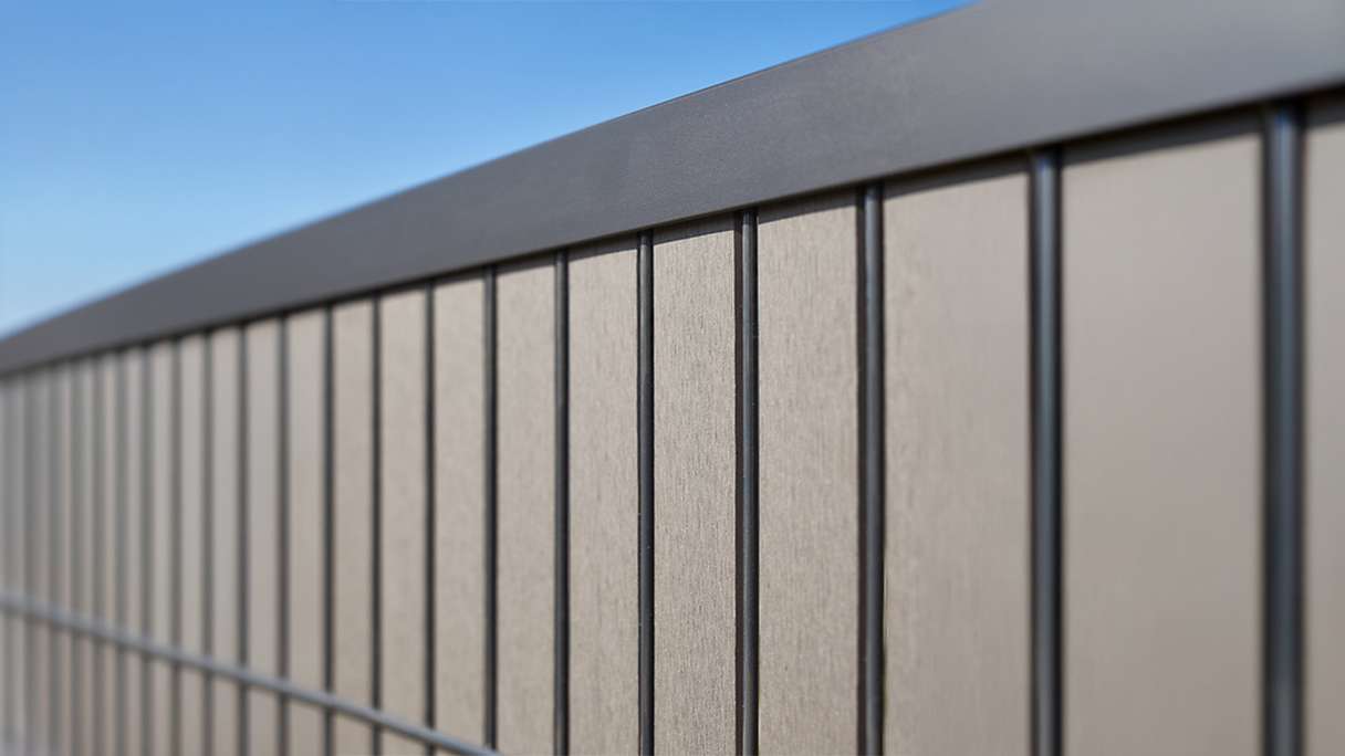 planeo Kit de bandes WPC - Anthracite L 250 x H 123-183cm