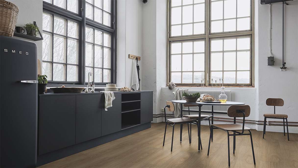 Forbo Allura Wood 70 vinile adesivo - Rovere chiaro gigante (60288DR7)