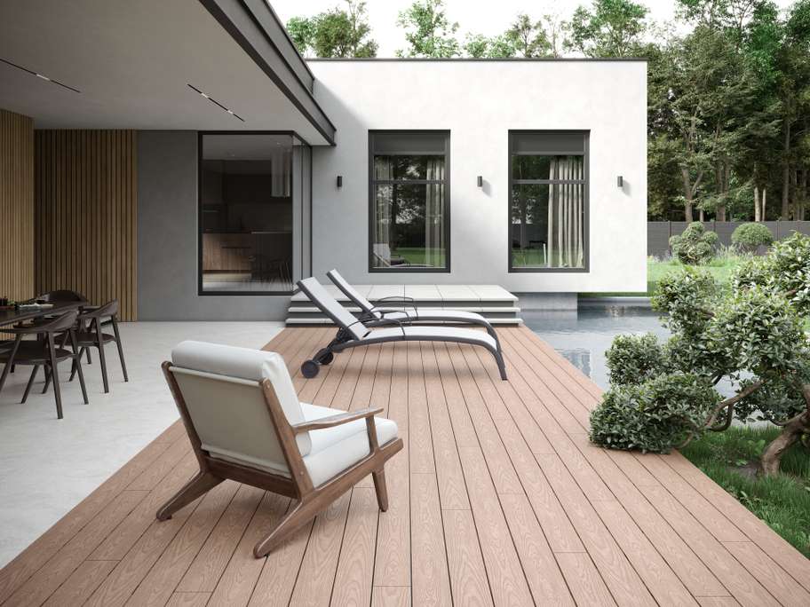 planeo TitanWood - Massivdiele 4m sand-braun antik gealtert/gebürstet