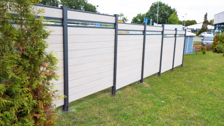 planeo Solid - Gartenzaun Designblende Glas15 BiColor Weiß