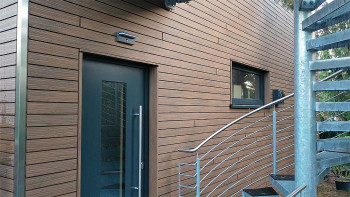 planeo Fassado - Latte WPC en losange revêtement de façade brun