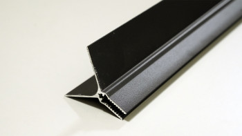 planeo Fassado - Profilé de finition d'angle intérieur en aluminium noir 2.90m
