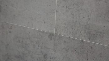 Rivestimento in plastica Skaben DesignWall Aqua - Beton Oscuro XL 120 x 30 cm