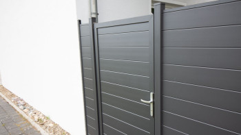 planeo Gardence Metallic - Recinzione in allumino quadrata Grigio antracite DB 703