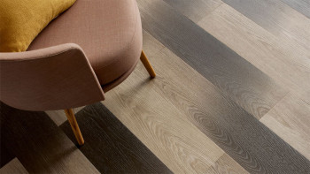 Vinile adesivo Forbo Allura Wood 70 - Legno chiaro sfumato (63534DR7)