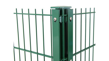 Pali ad angolo tipo F verde muschio per recinzione a doppia maglia - altezza recinzione 1430 mm